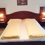 Post Hotel 3*